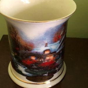 Thomas Kinkade Evening at Swanbrooke Cottage vase